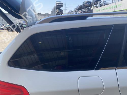 rear-right-quarter-glass-citroen-c5-iii-break-rw_-2008-2009-2010-2011-2012-2013-2014-2015-2016-2017-36816871 main image