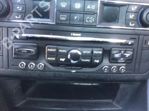 Used Radio Radio CITROËN C5 III (RD_) 2.0 HDi 165 (RDRHHA, RDRHH8) (163 hp) 33837422 33837422