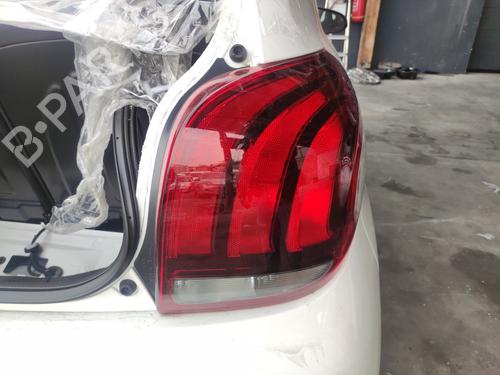 Used Right taillight Right taillight PEUGEOT 108 1.0 VTi 72 (72 hp) 33592207 33592207