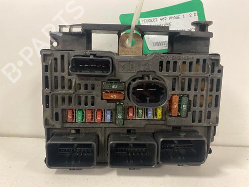 Used Fuse box Fuse box PEUGEOT 407 (6D_) 2.0 HDi 135 (6DRHRH, 6DRHRE, 6DRHRG, 6DRHRJ) (136 hp) 34166077 34166077