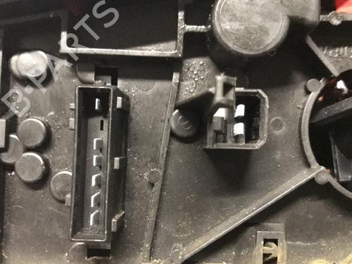 Used Left taillight Left taillight PEUGEOT 306 Hatchback (7A, 7C, N3, N5) [1993-2003] 33602023 33602023