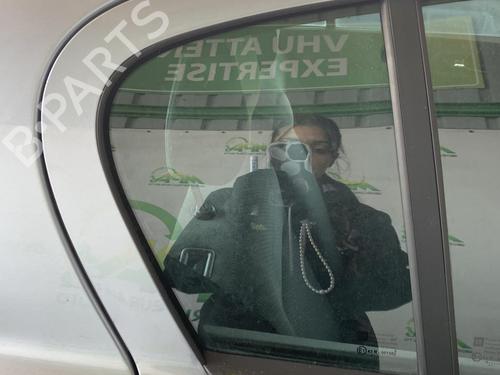 rear-right-door-window-opel-astra-h-a04-2004-2005-2006-2007-2008-2009-2010-2011-2012-2013-2014-35911282 main image