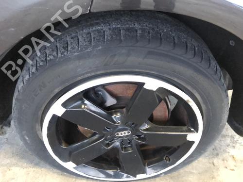 wheel-arch-audi-q5-8rb-2008-2009-2010-2011-2012-2013-2014-2015-2016-2017-2018-2019-36579802 main image