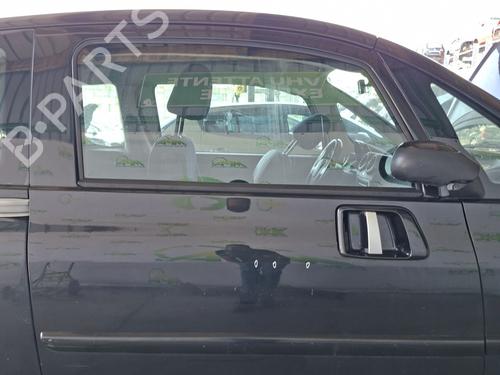 right-front-door-peugeot-1007-km_-2005-37188000 main image