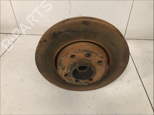 Used Right front steering knuckle Right front steering knuckle RENAULT CAPTUR I (J5_, H5_) 0.9 TCe 90 (90 hp) 35908661 35908661