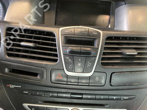 Used Climate control Climate control RENAULT LAGUNA III (BT0/1) 2.0 dCi (BT07, BT0J, BT14, BT1A, BT1S) (131 hp) 33595956 33595956