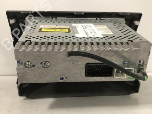 Used Radio Radio SUZUKI SWIFT III (MZ, EZ) 1.3 DDiS (RS413D) (69 hp) 33708468 33708468