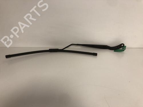 Used Front windshield wiper arm Front windshield wiper arm 37077103 37077103