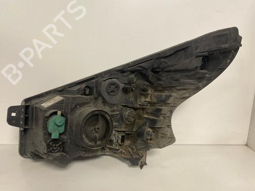 Used Right headlight Right headlight RENAULT TRAFIC III Van (FG_) 1.6 dCi 120 (FGMB, FGMC) (120 hp) 34166135 34166135