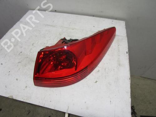 Used Right taillight Right taillight PEUGEOT 607 (9D, 9U) 2.7 HDi 24V (204 hp) 33572165 33572165