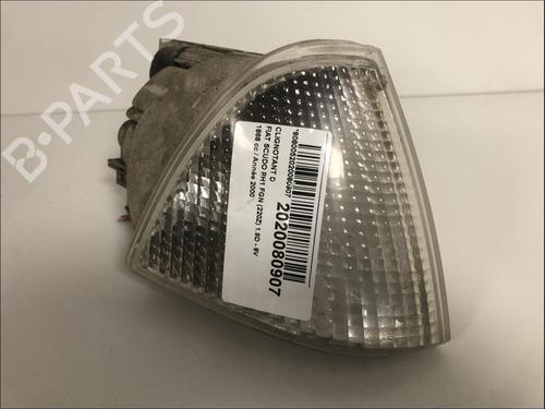 Used Right front indicator Right front indicator FIAT SCUDO Van (220_) 1.9 D (69 hp) 33583266 33583266