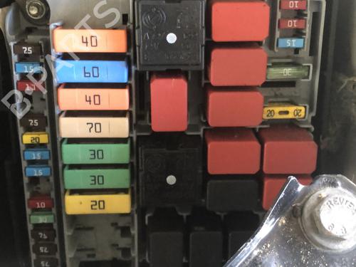 Used Fuse box Fuse box FIAT 500 (312_) 1.2 (312AXA1A) (69 hp) 33990571 33990571