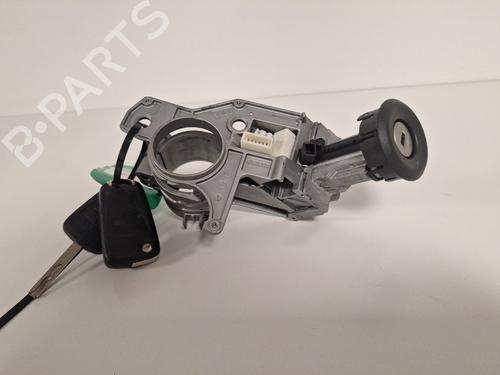 Used Ignition barrel Ignition barrel OPEL ZAFIRA / ZAFIRA FAMILY B (A05) 1.9 CDTI (M75) (120 hp) 33591874 33591874