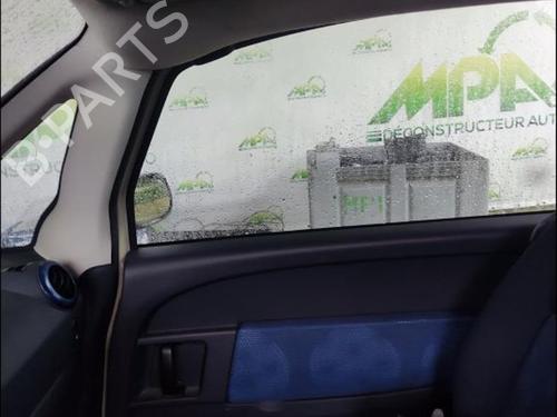 Used Front right window mechanism Front right window mechanism PEUGEOT 1007 (KM_) 1.4 (75 hp) 35907051 35907051