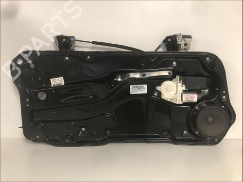Used Front left window mechanism Front left window mechanism VW GOLF IV (1J1) 1.6 (100 hp) 33585680 33585680