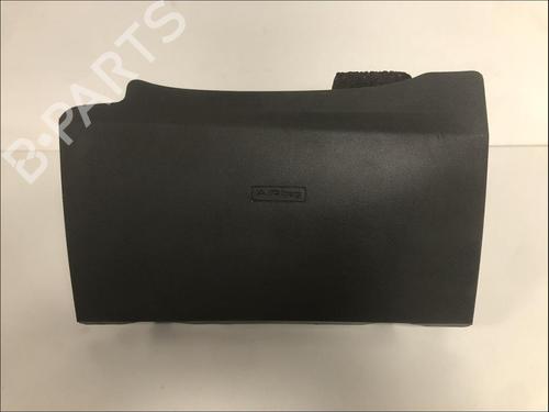 knee-airbag-fiat-500-312_-2007-33582269 main image