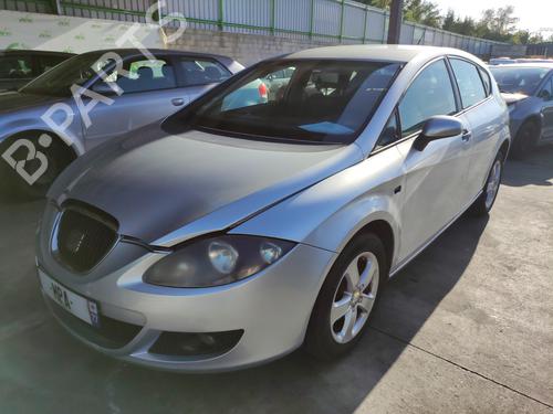 Used Rear axle Rear axle SEAT LEON (1P1) 1.9 TDI (105 hp) 33594243 33594243