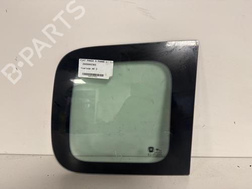 Panel rude bagtil højre Panel rude bagtil højre FIAT PANDA (169_) [2003-2026] 37256067 37256067