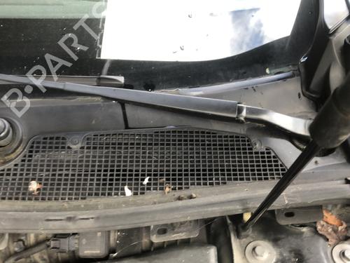front-wiper-motor-renault-megane-iii-coupe-dz01_-2008-2009-2010-2011-2012-2013-2014-2015-2016-33604170 main image