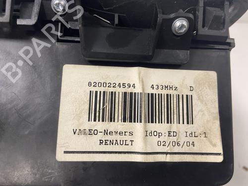 Used Card reader Card reader RENAULT ESPACE IV (JK0/1_) 2.2 dCi (JK0H) (150 hp) 36521456 36521456