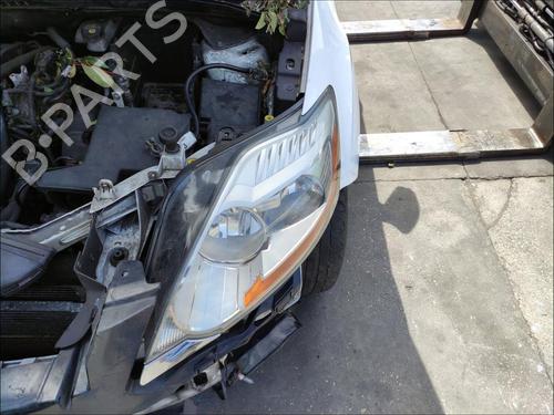 Used Left headlight Left headlight FORD KUGA I [2008-2012] 33588320 33588320