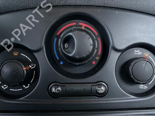 Used Climate control Climate control 36580746 36580746