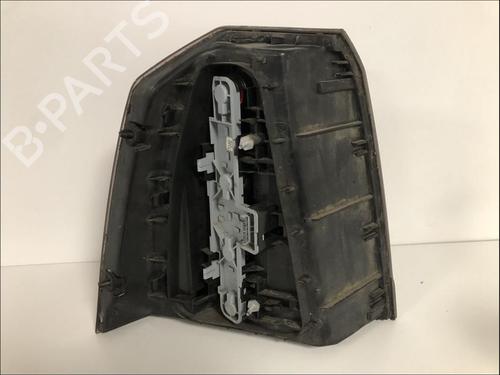 Used Right taillight Right taillight OPEL ZAFIRA / ZAFIRA FAMILY B (A05) 1.9 CDTI (M75) (120 hp) 33588743 33588743
