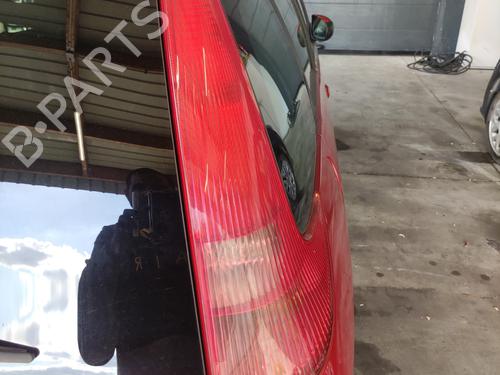 right-taillight-peugeot-206-sw-2ek-2002-36576354 main image
