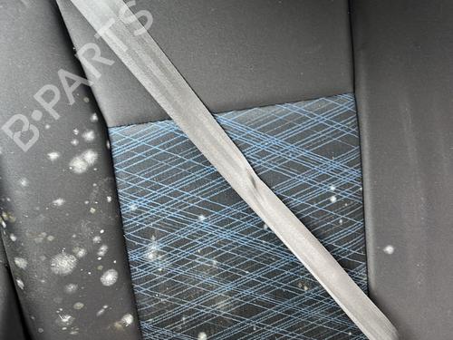 Used Rear right seatbelt Rear right seatbelt RENAULT CLIO III (BR0/1, CR0/1) 1.2 16V (BR0P, CR0P) (101 hp) 33657476 33657476