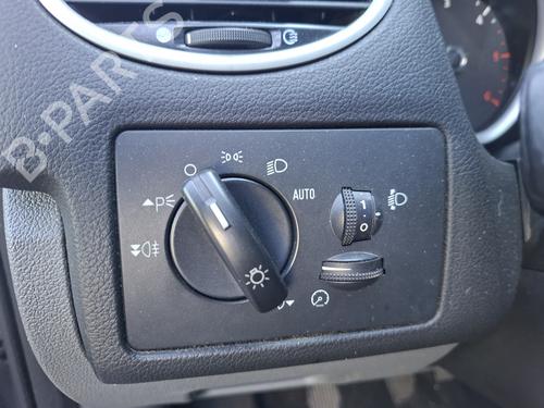 headlight-switch-ford-focus-ii-da_-hcp-dp-2004-2005-2006-2007-2008-2009-2010-2011-2012-2013-34451451 main image