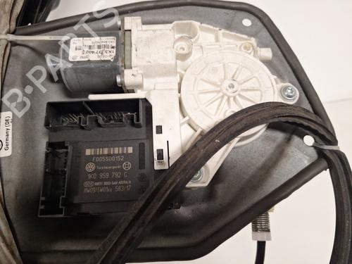 Used Front right window mechanism Front right window mechanism VW GOLF V (1K1) 1.9 TDI (105 hp) 33572361 33572361