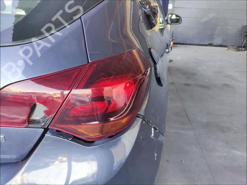 Used Right taillight Right taillight OPEL ASTRA H (A04) [2004-2014] 33587078 33587078