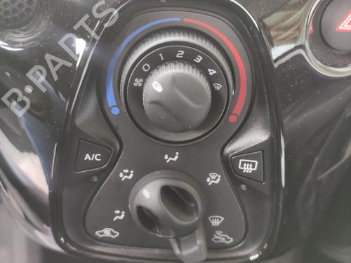 Used Climate control Climate control PEUGEOT 108 1.0 VTi 72 (72 hp) 33592185 33592185