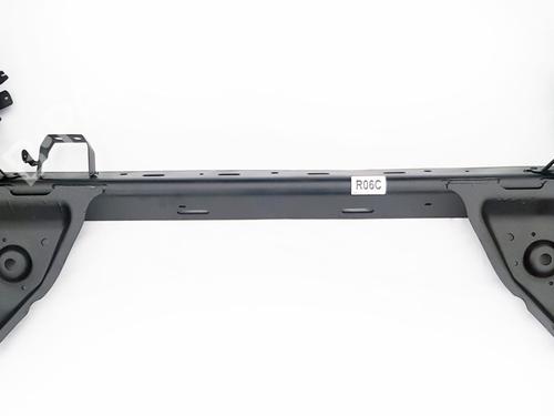 Used Rear axle Rear axle RENAULT CLIO III (BR0/1, CR0/1) 1.2 16V (BR0P, CR0P) (101 hp) 33657496 33657496