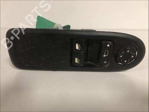 Used Left front window switch Left front window switch PEUGEOT 308 I (4A_, 4C_) 1.6 HDi (90 hp) 33582187 33582187