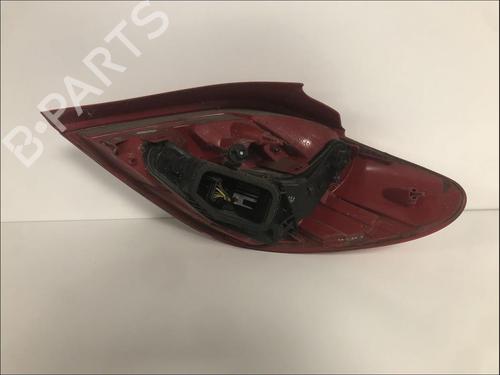 Used Left taillight Left taillight 33582314 33582314