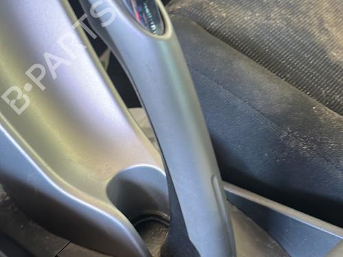 Travão de mão Travão de mão TOYOTA AURIS (_E15_) 2.0 D-4D (ADE150_, ADE150R) (126 hp) 33851265 33851265