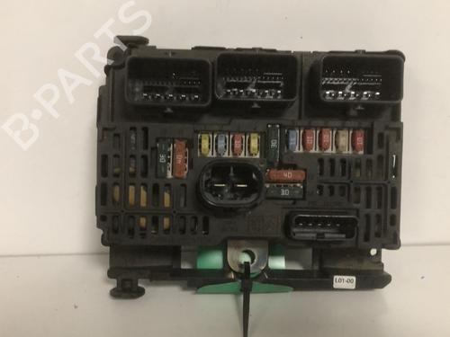 Used Fuse box Fuse box PEUGEOT 407 SW (6E_, 6D_) 1.6 HDi 110 (109 hp) 33598263 33598263
