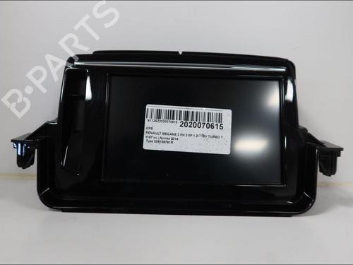 radio-renault-megane-iii-hatchback-bz01_-b3_-2008-33576038 main image