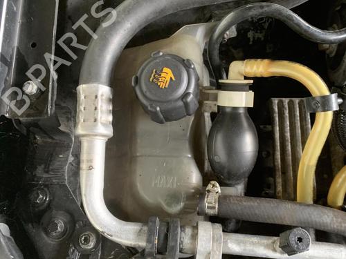 expansion-tank-renault-megane-iii-hatchback-bz01_-b3_-2008-33604295 main image