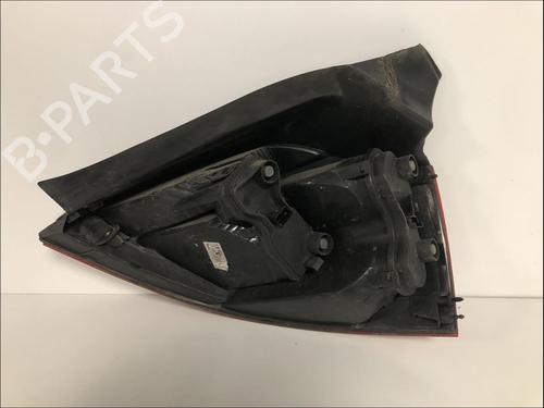 Used Left taillight Left taillight 33588300 33588300
