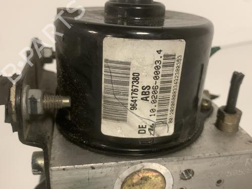 ABS pump CITROËN C5 I (DC_) 2.0 HDi (DCRHZB, DCRHZE) | BP33593871M43 - Image 4