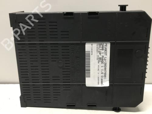 fuse-box-peugeot-5008-0u_-0e_-2009-2010-2011-2012-2013-2014-2015-2016-2017-33582569 main image