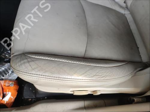 Sæde sæt Sæde sæt MITSUBISHI OUTLANDER II (CW_W) 2.0 DI-D (CW8W) (140 hp) 33584515 33584515