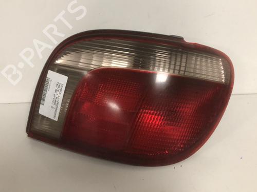 Used Right taillight Right taillight TOYOTA YARIS (_P1_) 1.0 (SCP10_, SCP10R) (68 hp) 33598304 33598304