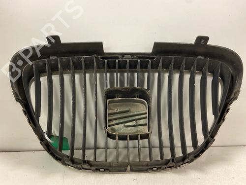 Used Grille Grille 39256814 39256814