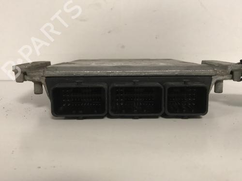 Used Engine control unit (ECU) Engine control unit (ECU) RENAULT MASTER II Van (FD) 2.2 dCI 90 (FD0G, FD0N, FD2G, FD2N, FD3G, FD3N) (90 hp) 33601093 33601093