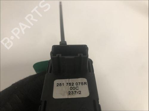 Comutador RENAULT CLIO V (B7_) 1.0 TCe 90 (B7MT) | BP37752564I30 - Image 2