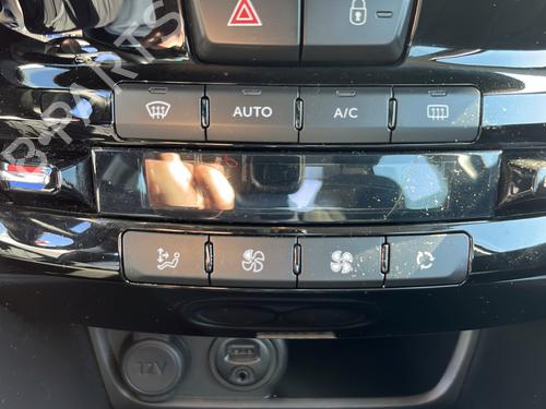 Used Climate control Climate control PEUGEOT 208 I (CA_, CC_) 1.2 THP 110 (110 hp) 33653313 33653313
