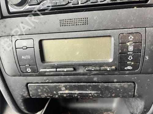Used Climate control Climate control SEAT LEON (1M1) 1.9 TDI (110 hp) 34705740 34705740